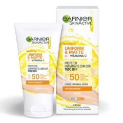 Garnier SkinActive  Protetor hidratante Uniform&Matte com Cor Tudo em 1 com Vitamina C Antioleosidade - CLARA 40g